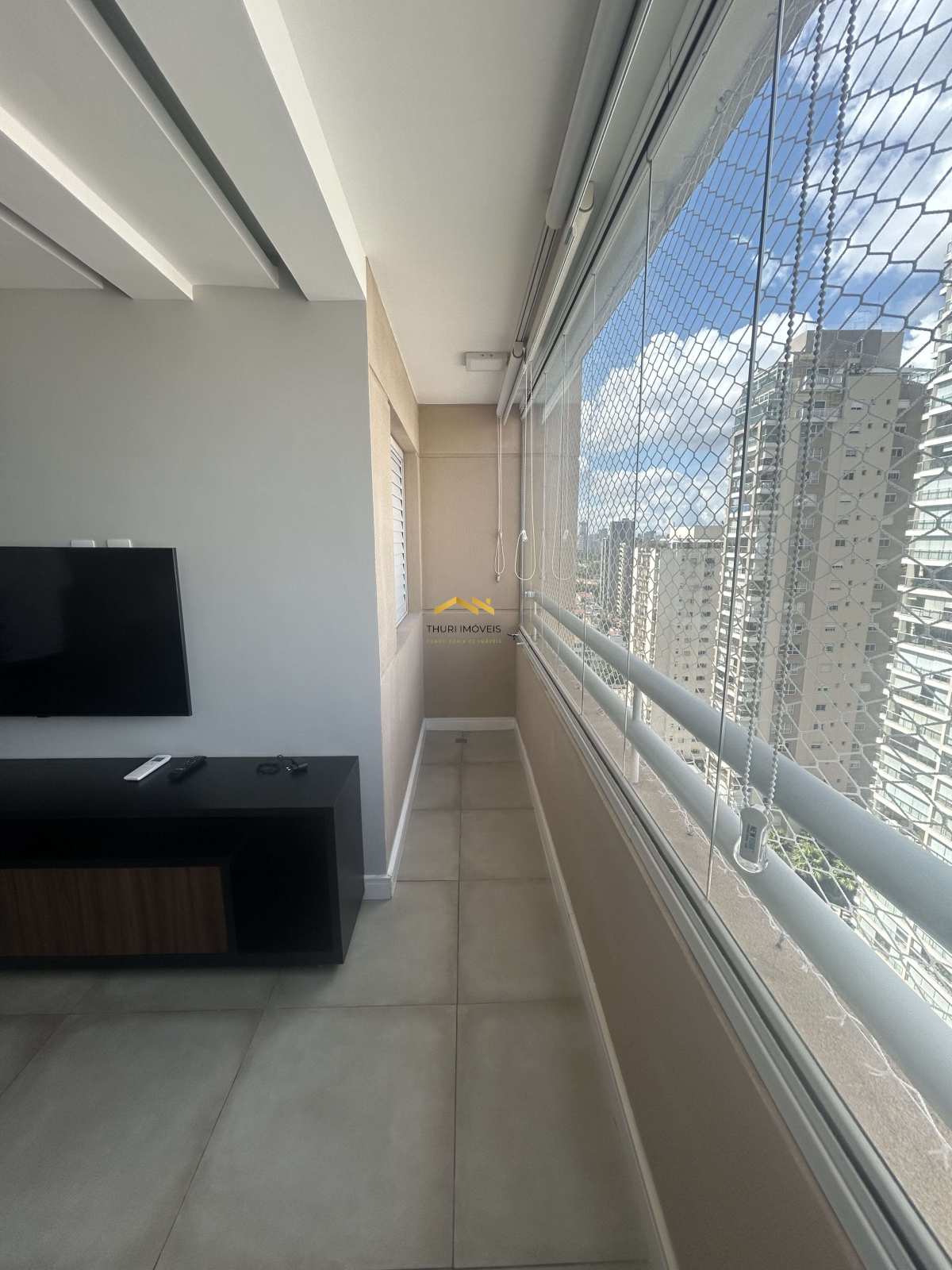 Apartamento para alugar em São Paulo, Pinheiros, com 2 quartos, 62m²